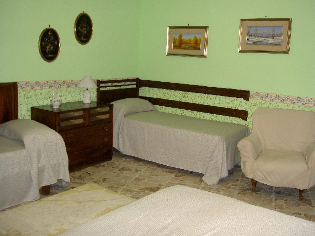 Casa Tina Maugeri Bed & Breakfast คาตาเนีย ห้อง รูปภาพ