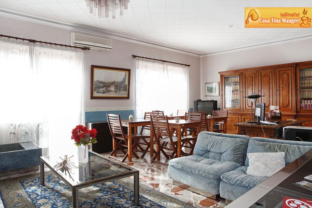 Casa Tina Maugeri Bed & Breakfast คาตาเนีย ภายนอก รูปภาพ